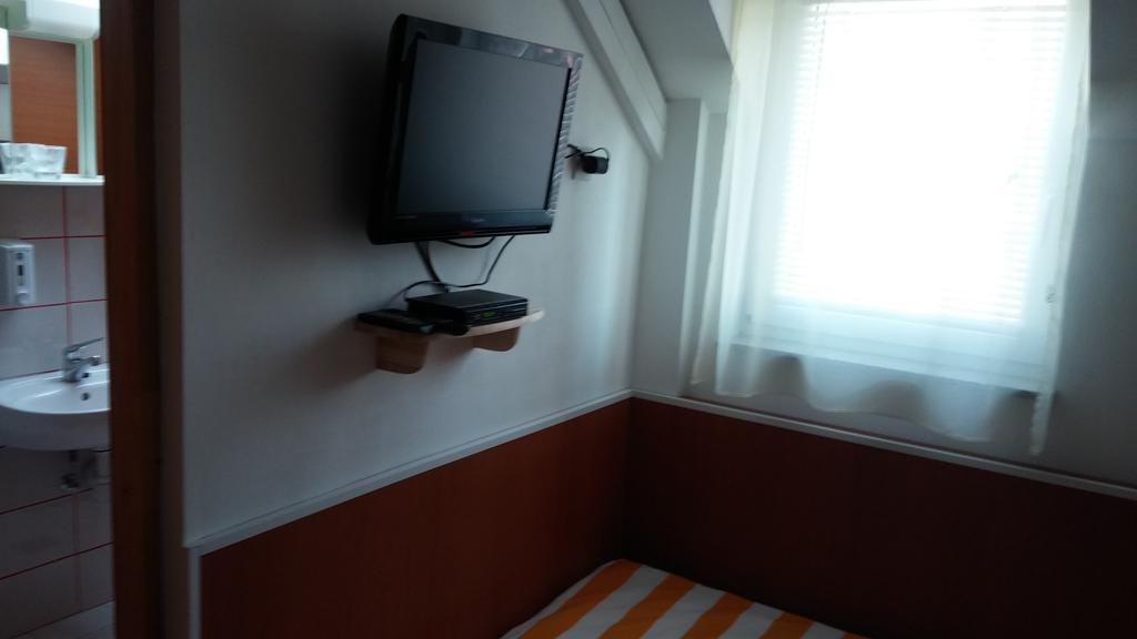 Rooms Du-Na Zagreb Bagian luar foto