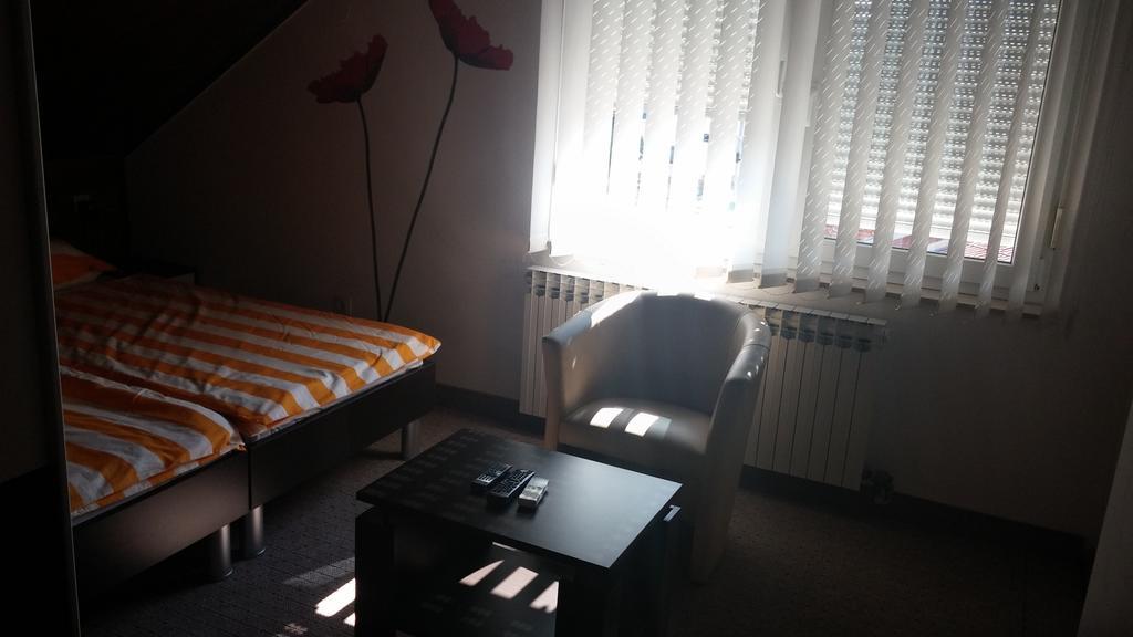 Rooms Du-Na Zagreb Bagian luar foto