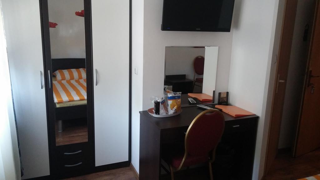 Rooms Du-Na Zagreb Bagian luar foto